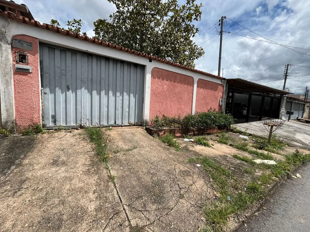 3 QUARTOS, SALA PARA DOIS AMBIENTES, COZINHA, ÁREA DE SERVIÇO, BANHEIRO SOCIAL, ...
