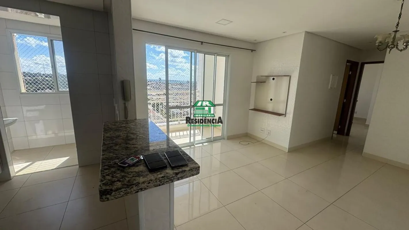 Características do imóvel:02 quartos, sendo 01 suíte com box no banheiroHall de ...