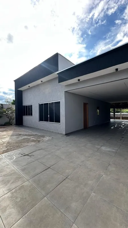 Casa Exclusiva no Setor Veiga Jardim – Amplo Lote e Área de Lazer SeparadaExcele...