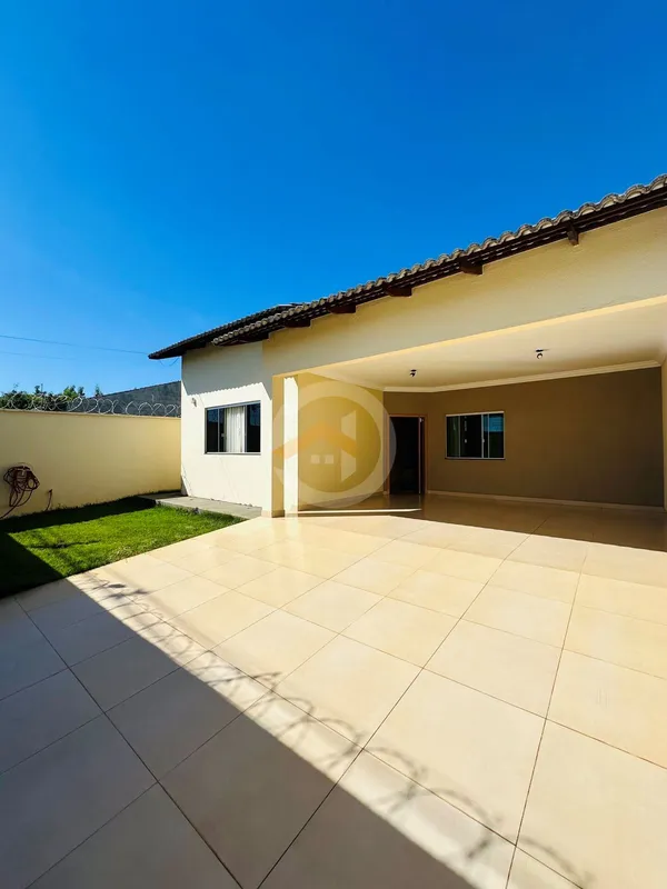 Casa Padrão a venda Jardim Presidente 4 Vagas de Garagem Sala Estar / Jantar Por...