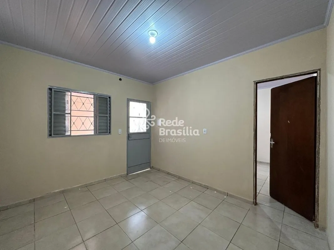 TH35085 - Qnn 03 Ceilândia, Kitnet 33m². Agende sua visita! Imóvel composto por ...