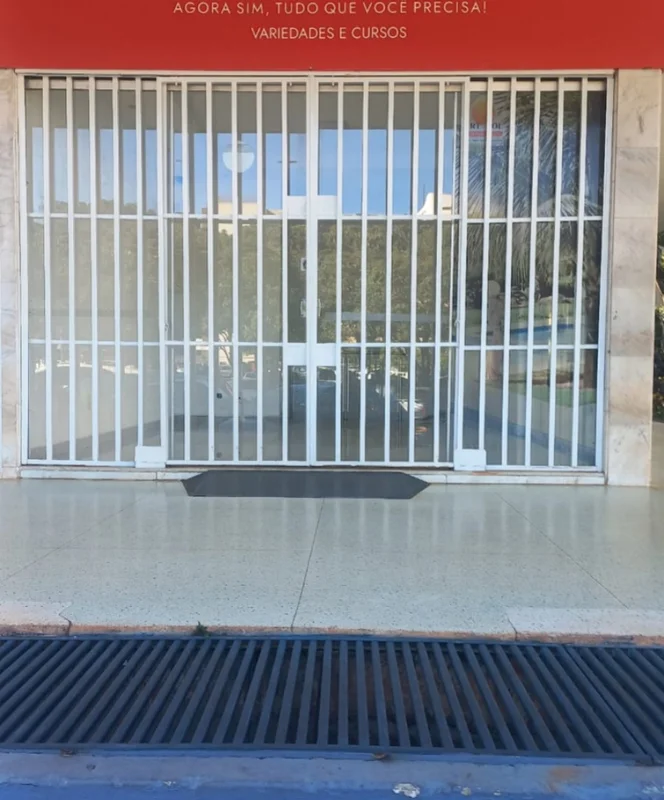 Oportunidade de locação na CLN 102 Bloco B, ASA NORTE, Brasília/DF. Loja de 73m²...