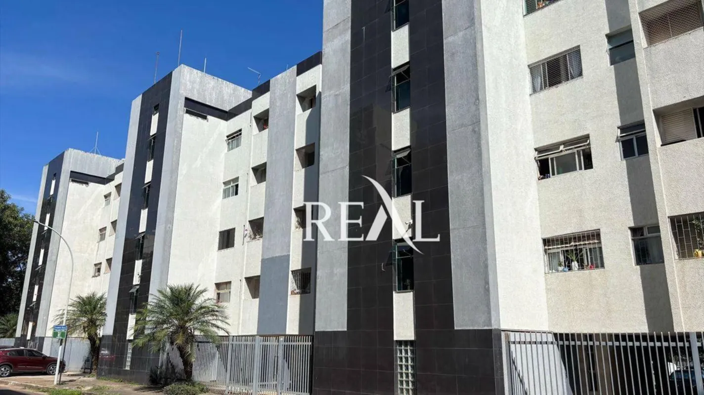 A Imobiliária Real apresenta este excelente Apartamento à venda no Cruzeiro Novo...