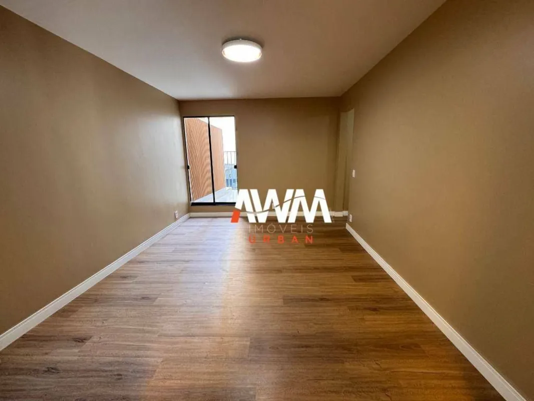 Apartamento com 3 Quartos- 1 suíte, reformado, localizado na rua T-28 Setor Buen...