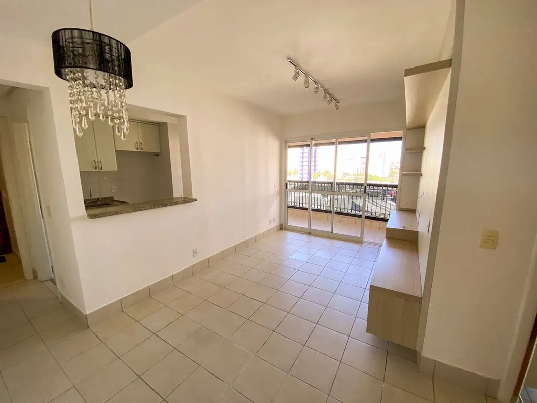 Apartamento com ótima localização, próximo ao Parque Flamboyant, com 02 quartos,...