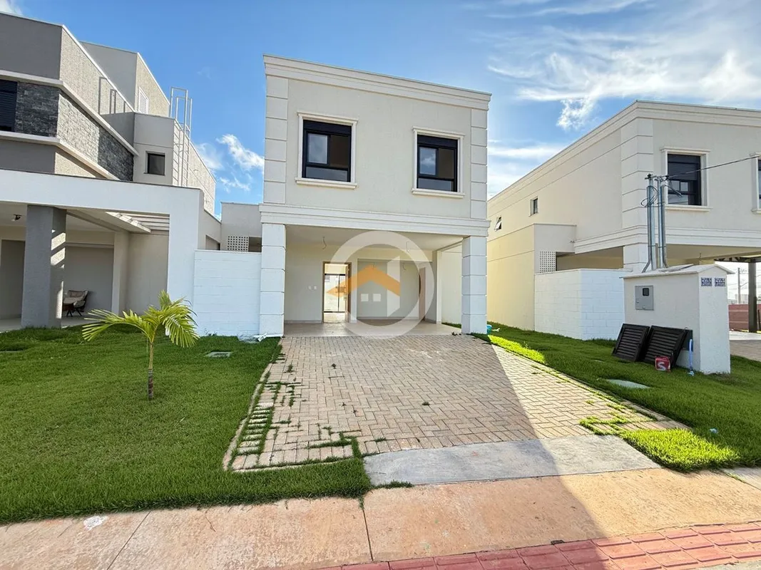 Sobrado, 4 Quartos sendo 3 Suítes - Jardins LyonCom 4 Dormitórios, sendo 3 suíte...