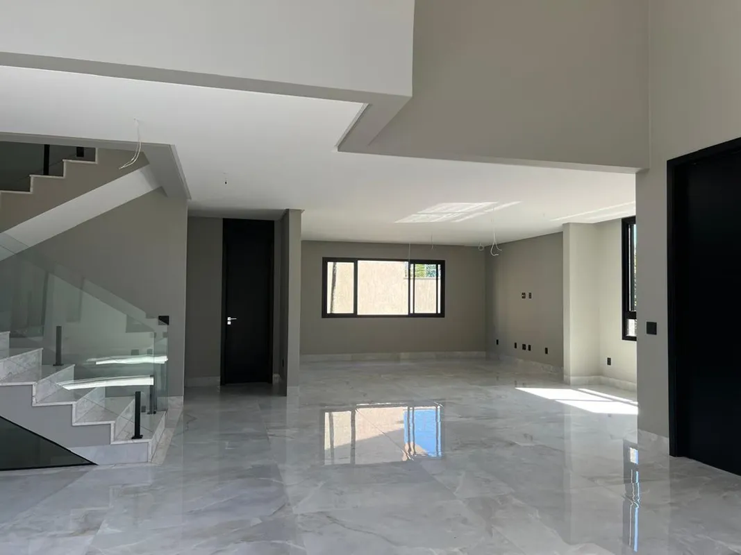 Casa nova à venda no Alphaville Ipês, com arquitetura moderna, ambientes amplos ...