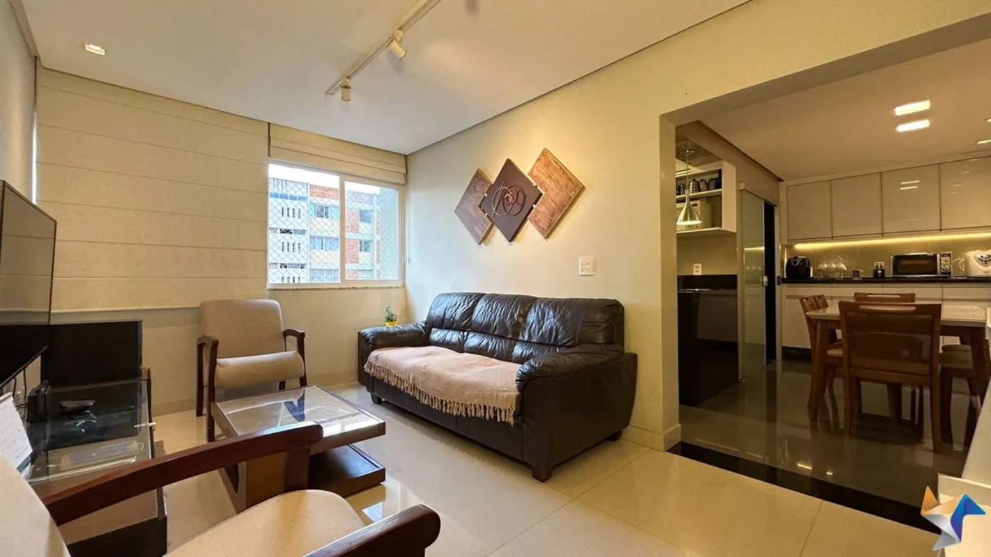 Apartamento na SQN 312, Bloco K, reformado, de canto, perpendicularLindo apartam...