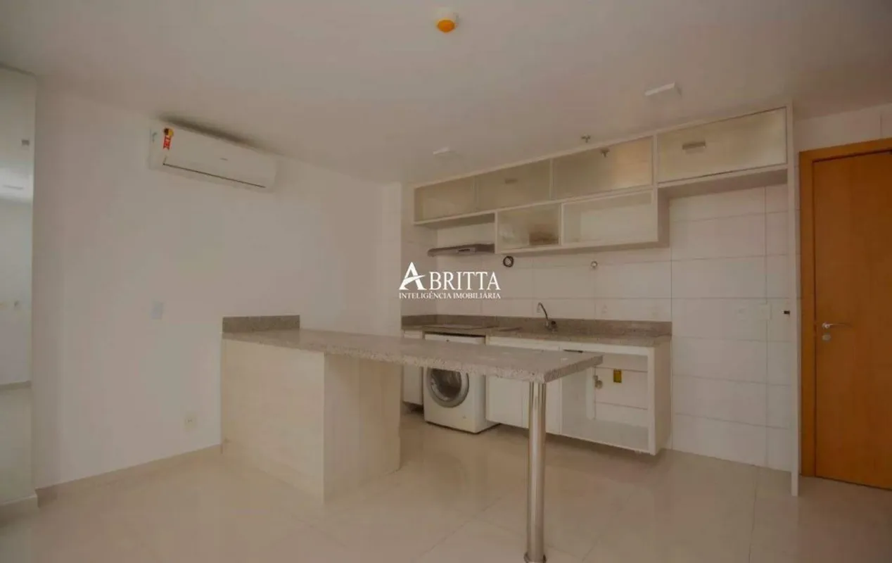 Apartamento com varanda ampla e excelente iluminação natural - Águas ClarasExcel...