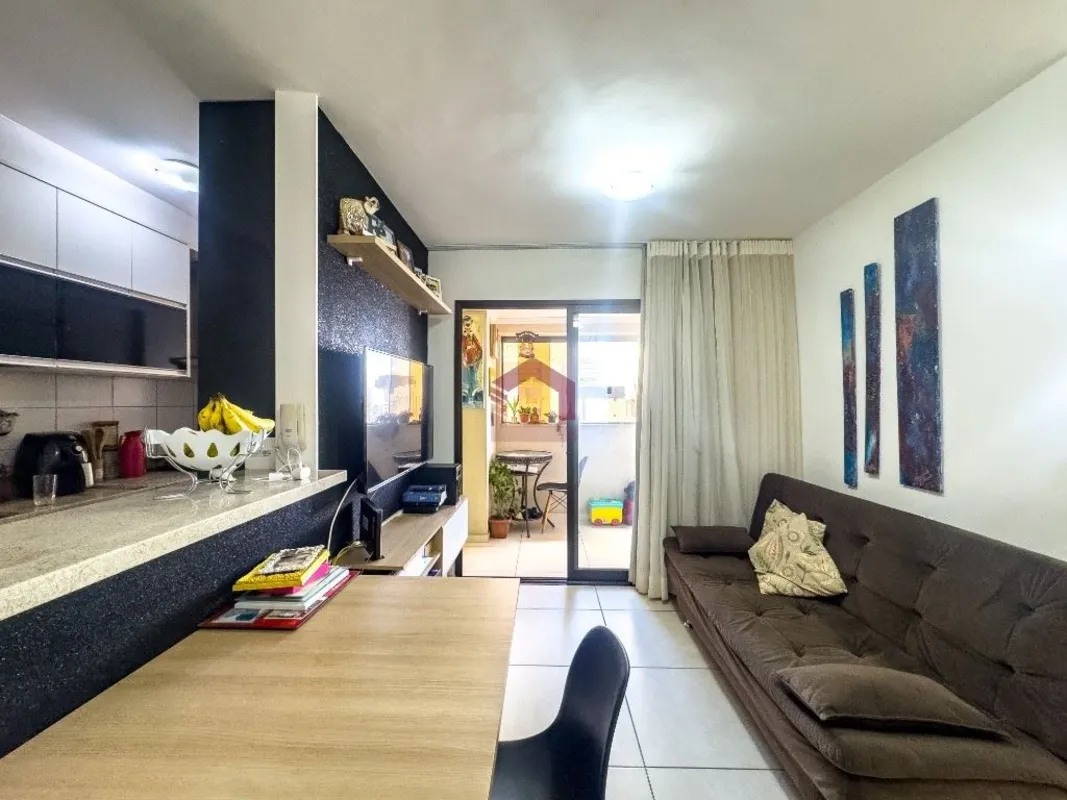 Fernandes & Coelho Imóveis apresenta um excelente apartamento de 42m² no Edifíci...