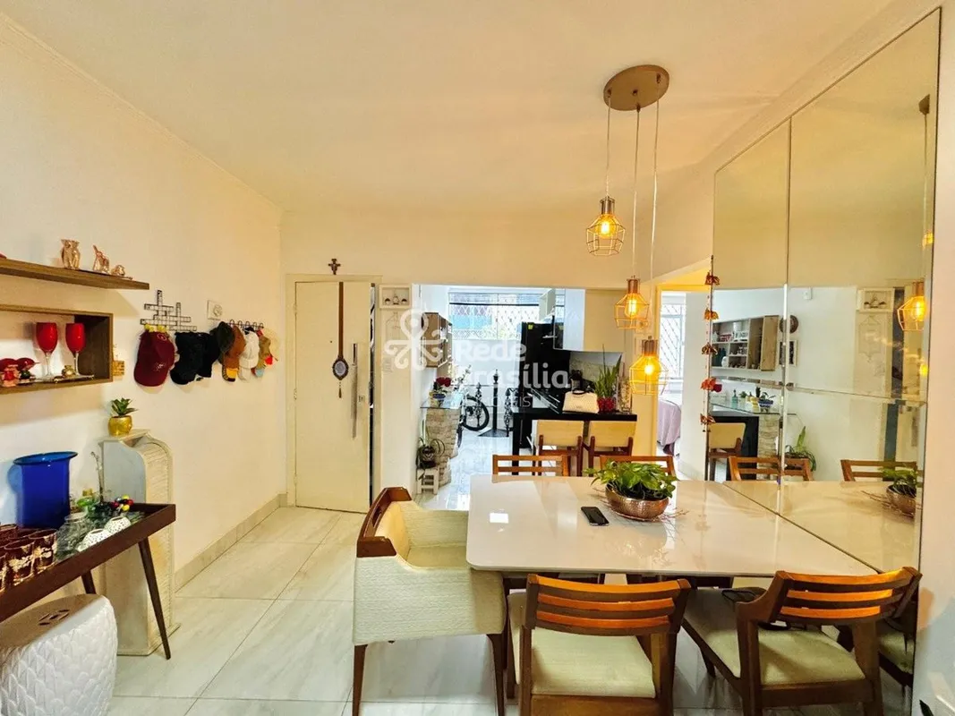 Vendo excelente apartamento de 2 quartos, totalmente reformado, vazado e com óti...