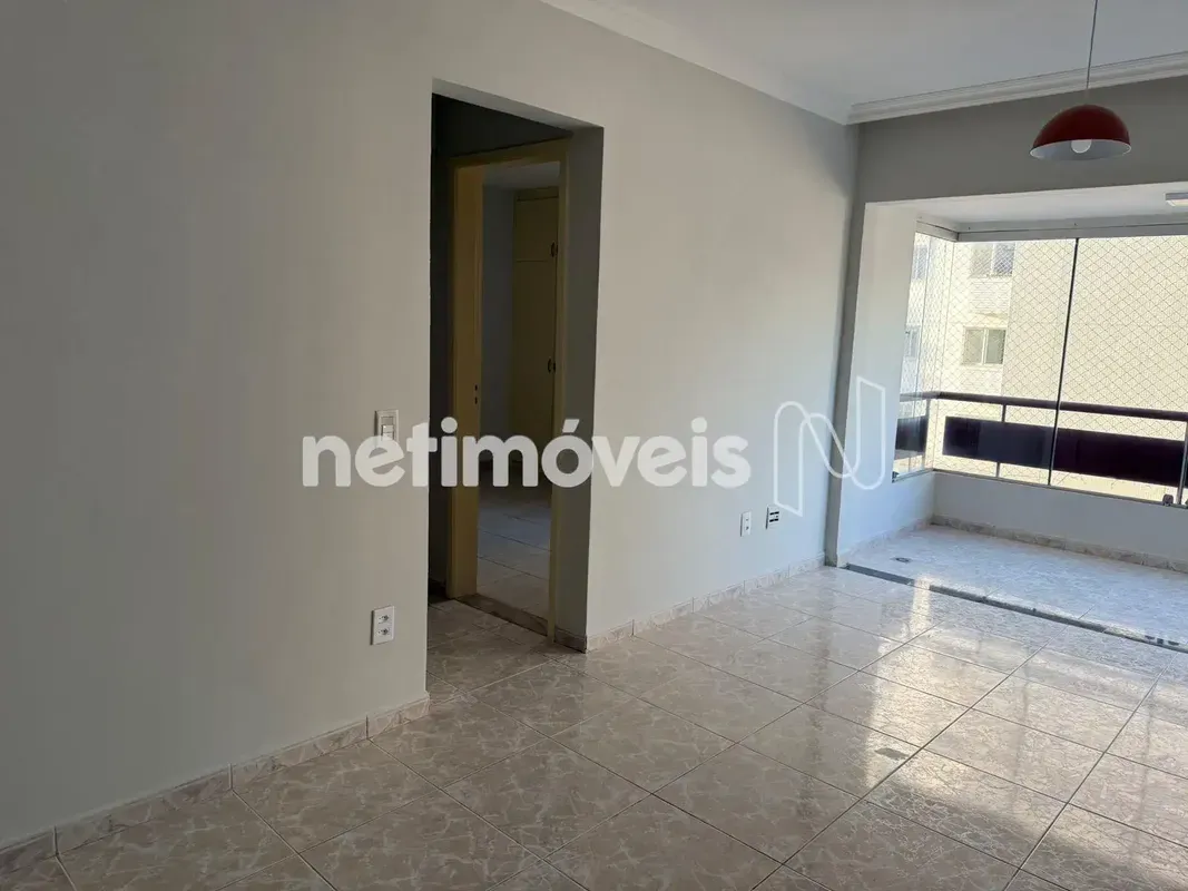Apartamento 02 quartos | SQN 309Localização privilegiada na Asa Norte, com comér...