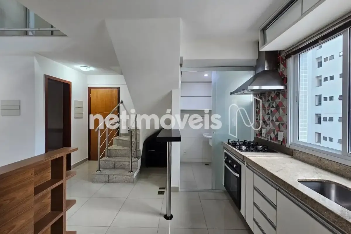 Dúplex Lindíssimo com 1 Suíte – Conforto, Estilo e Localização Estratégica! Apre...