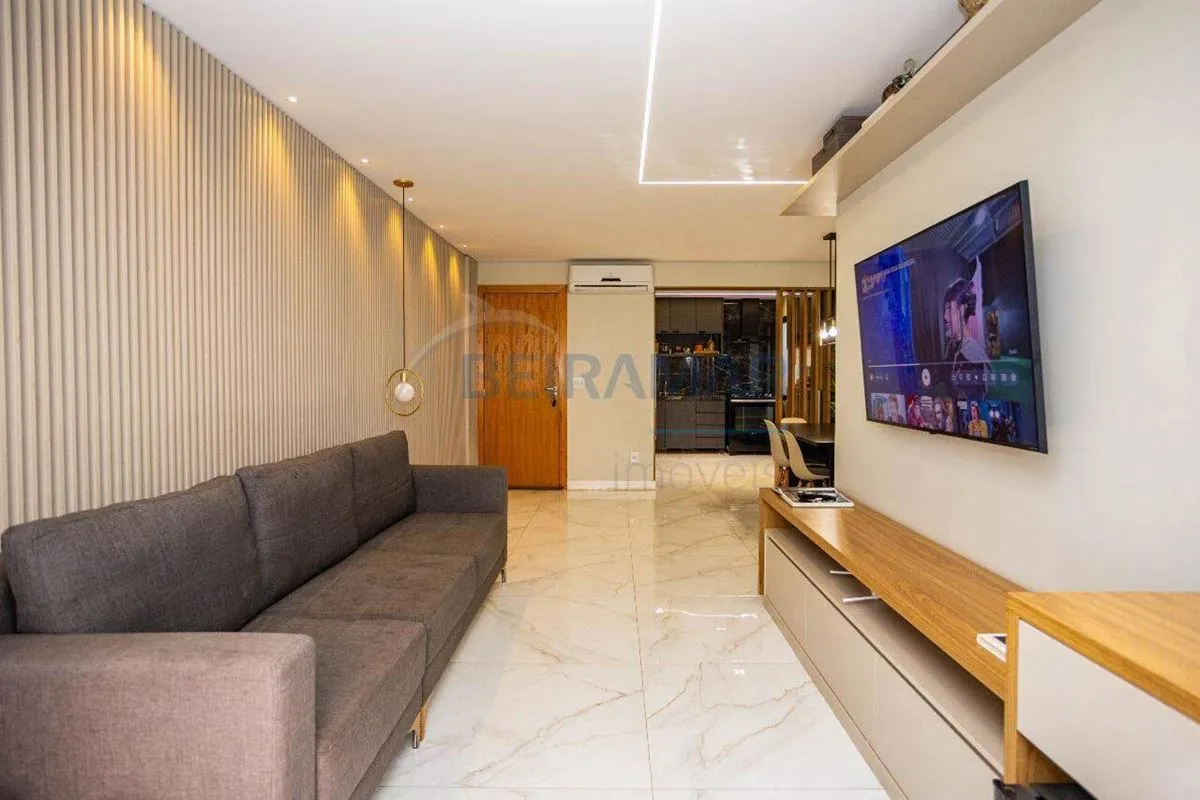 Apartamento de 3 Quartos com Suíte e Ambientes ReformadosEste excelente apartame...