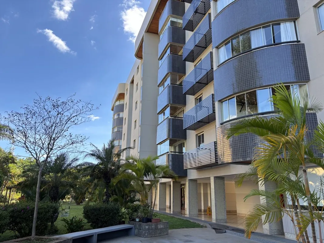 Excelente apartamento de 02 quartos com armários (sendo um suíte), com 78,14 m2,...