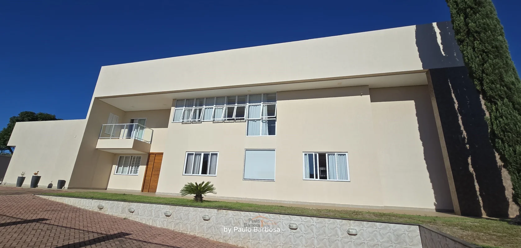 IMPERDÍVEL! MARAVILHOSA MANSÃO (761,68m²): IMÓVEL COM 5 SUÍTES PLENAS (SENDO 1 M...
