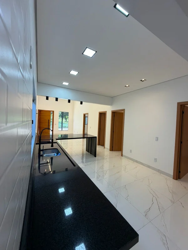 Casa de Alto Padrão em Samambaia Sul - Quadra 306- Sala ampla com 2 ambientes - ...