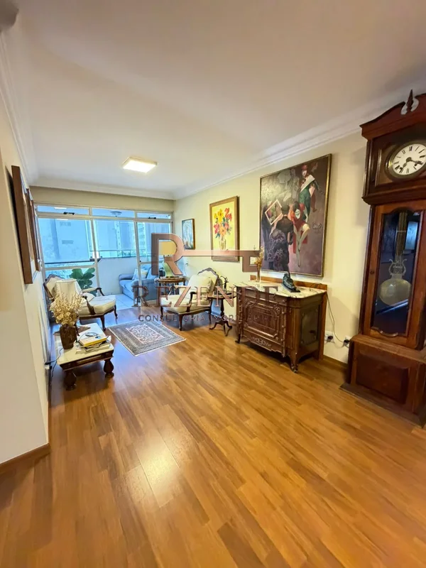 Oportunidade na SQN 305: Apartamento de Canto com Vista LivreLocalizado em uma d...