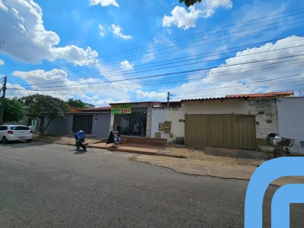Sala comercial à venda no Parque Flamboyant, Goiânia - Ref. VM146 Casa em avenid...