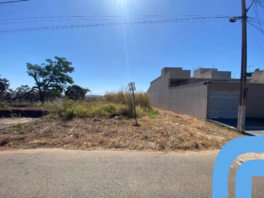 Terreno à venda no Setor Faiçalville, Goiânia - Ref. VWN83 Lote a venda no Setor...