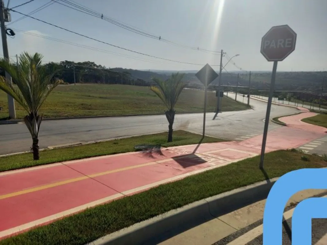 Terreno comercial à venda no Jardins Porto, Senador Canedo - Ref. v518 Excelente...