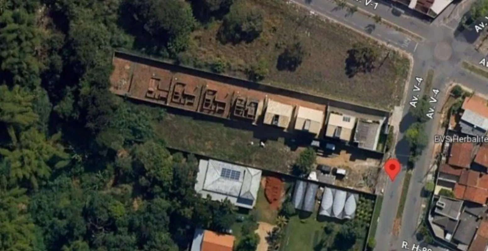 Terreno à venda no Conjunto Vera Cruz, Goiânia - Ref. vs001 Área de esquina a Ve...
