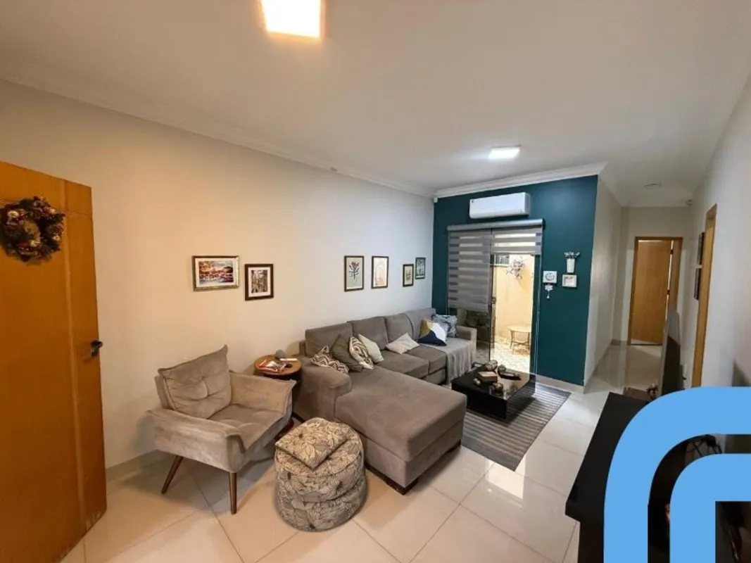 Casa reformada de 3 quartos sendo 1 suíte no Moinho dos Ventos. Com piscina e ár...