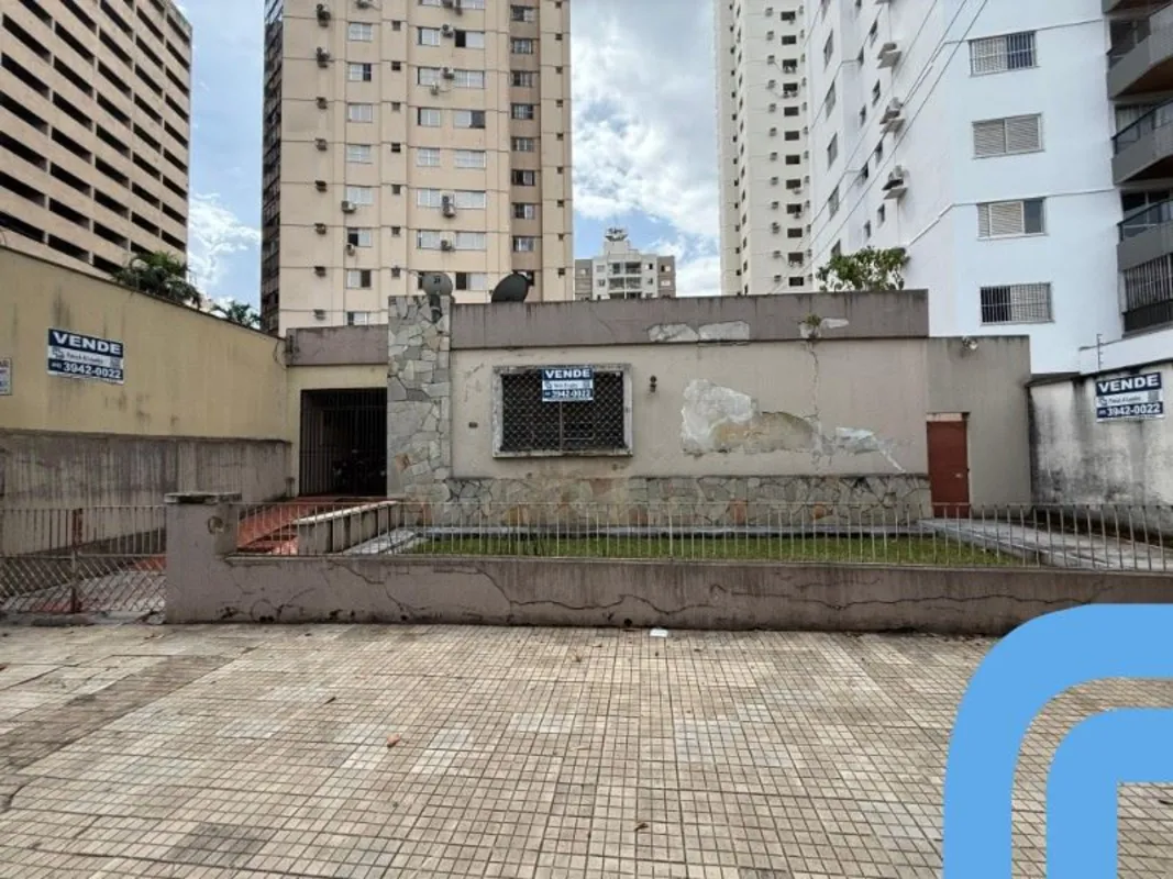 Terreno comercial à venda no Setor Central, Goiânia - Ref. V8414 Imperdível terr...