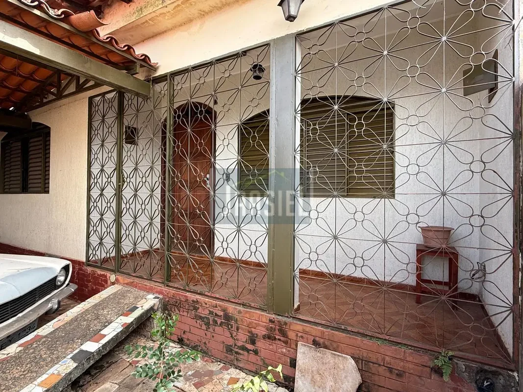 Excelente oportunidade na Quadra 10, SETOR LESTE, GAMA, DF! Casa moderna com 3 d...