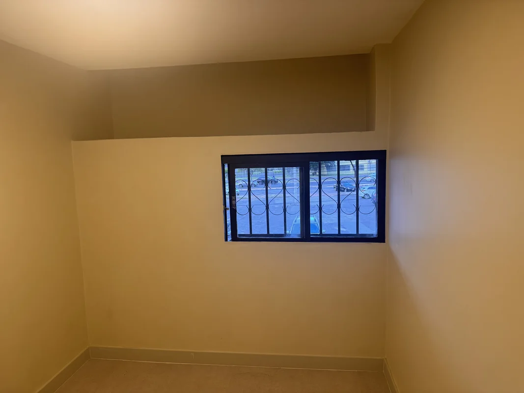 OPORTUNIDADE! 2 QUARTOS TOTALMENTE REFORMADO – PRONTO PARA MORARApartamento de 2...