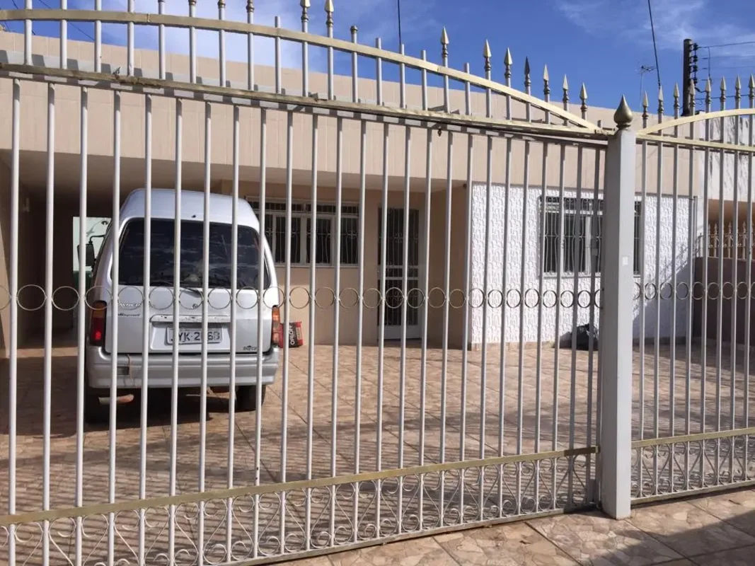 ANUNCIO QSB 09 - TAGUATINGA SULOPORTUNIDADE NA QSB 09 - LOTE DE 350 METROS COM H...