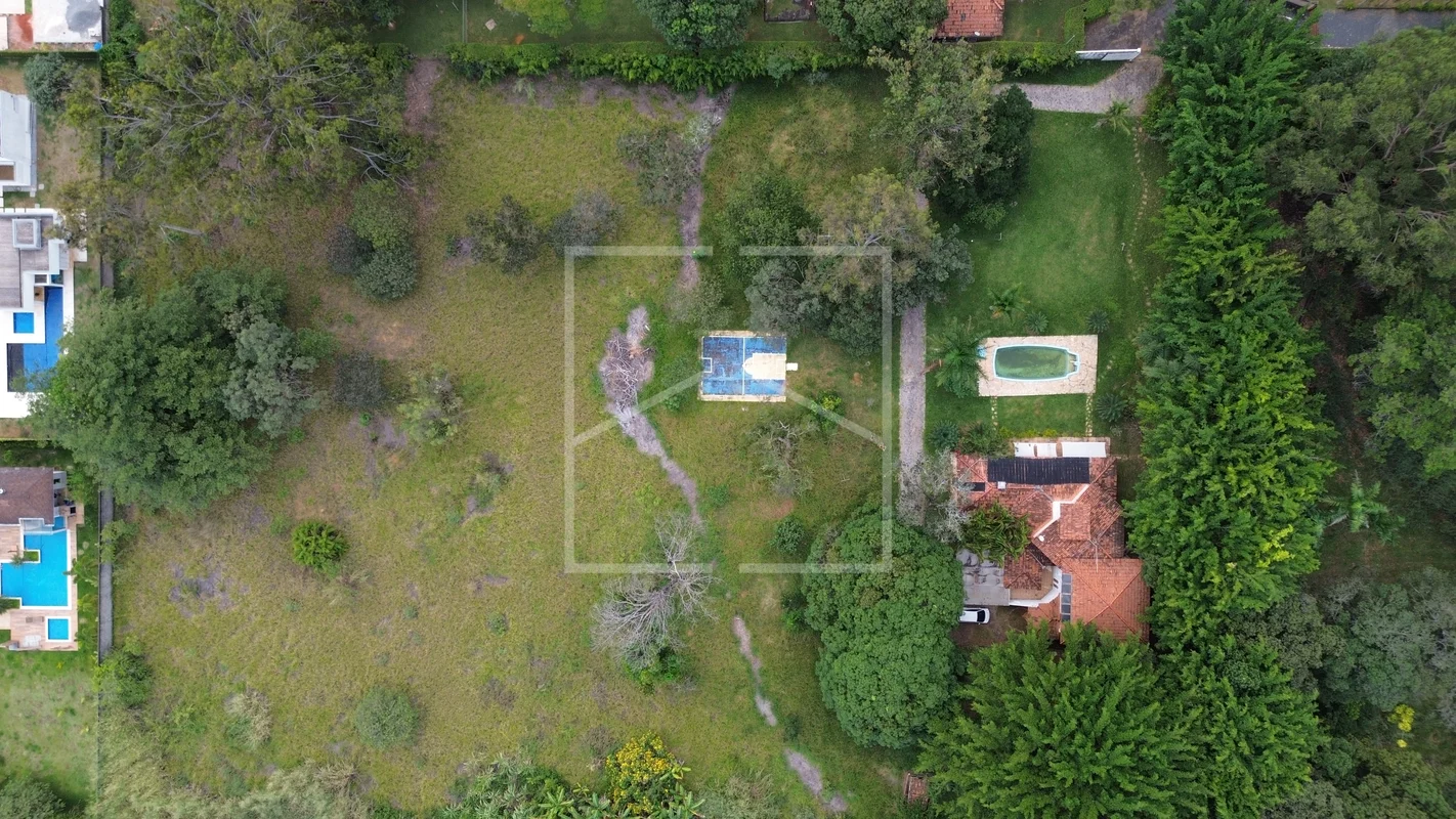 Terreno exclusivo com 11.250 m² em localização consolidada, ideal para quem busc...