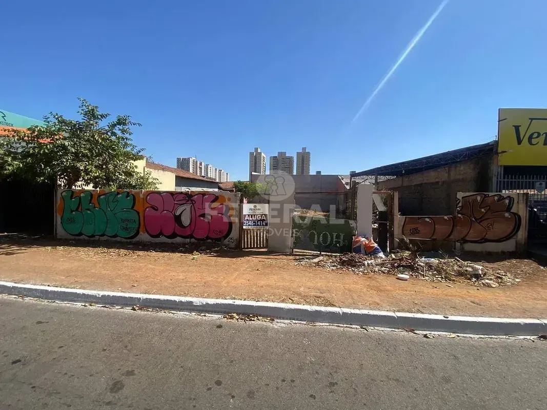 Este espaçoso terreno de 528 m² está localizado no bairro Parque Amazônia, em Go...
