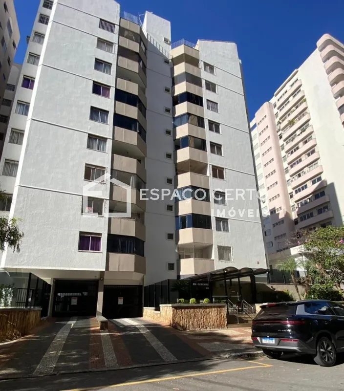 Excelente apartamento à venda no Edifício Cayenne, 02 suítes climatizadas com ar...
