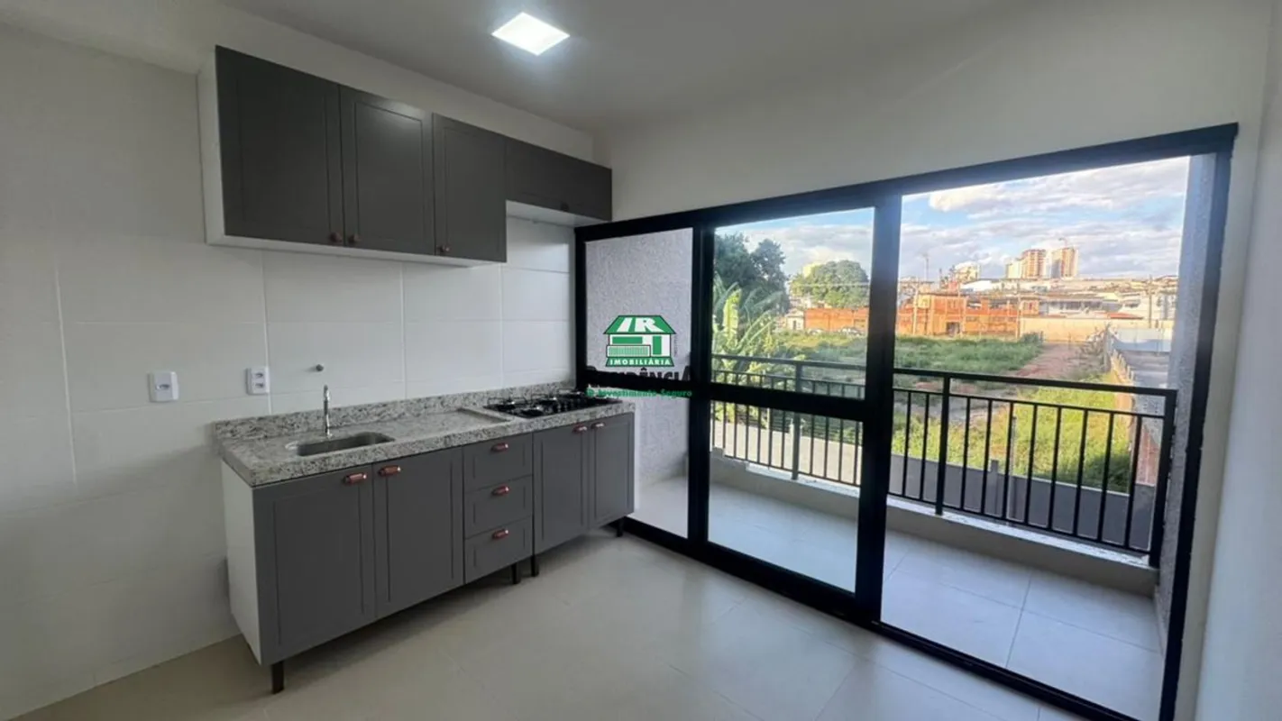 Apartamento contendo:03 quartos sendo 01 suite com box espelho e armarios,01 ban...