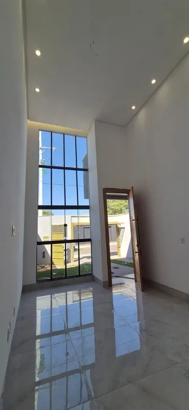 GH2437 Casa com 3 quartos no Cidade Vera Cruz, em terreno com 185,00m² com 125,0...