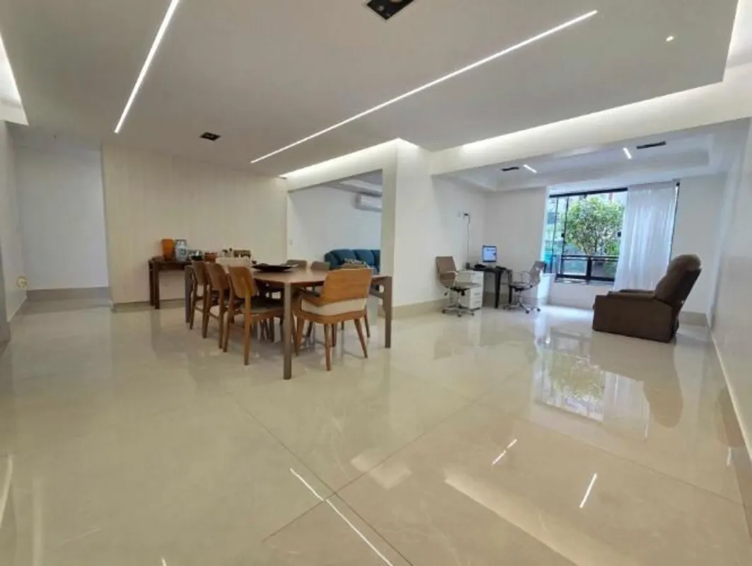 GH2479 Apartamento com 3 suítes no Setor Nova Suiça, com 160m² de área privativa...