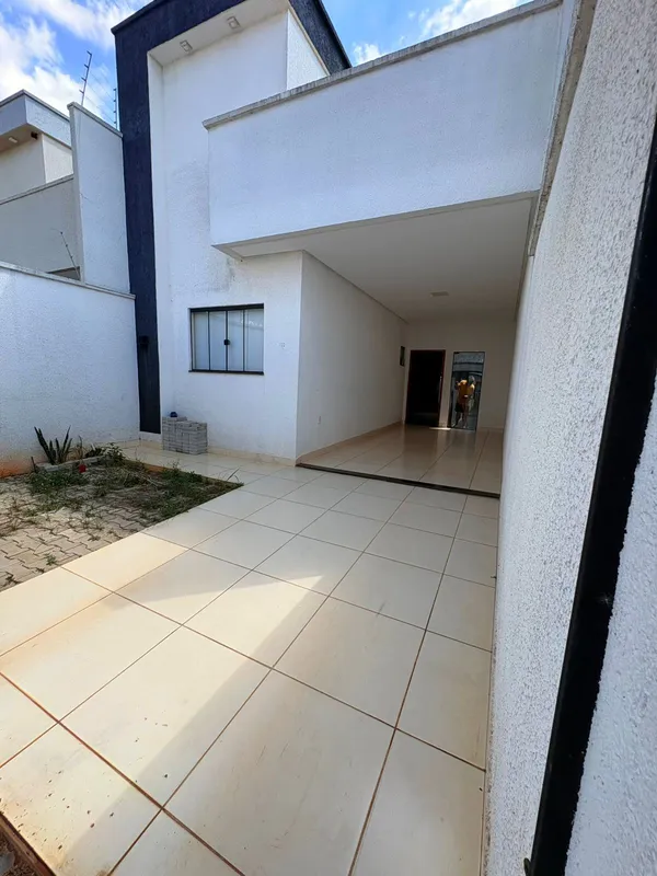 casa 3/4 Cortinas persianas 2 ar condicionado Cabeceiras planejadas Guarda roupa...