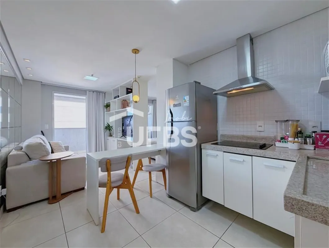COD U-0032481 - Apartamento mobiliado e equipado, com 39,32 m² privativos e 1 su...