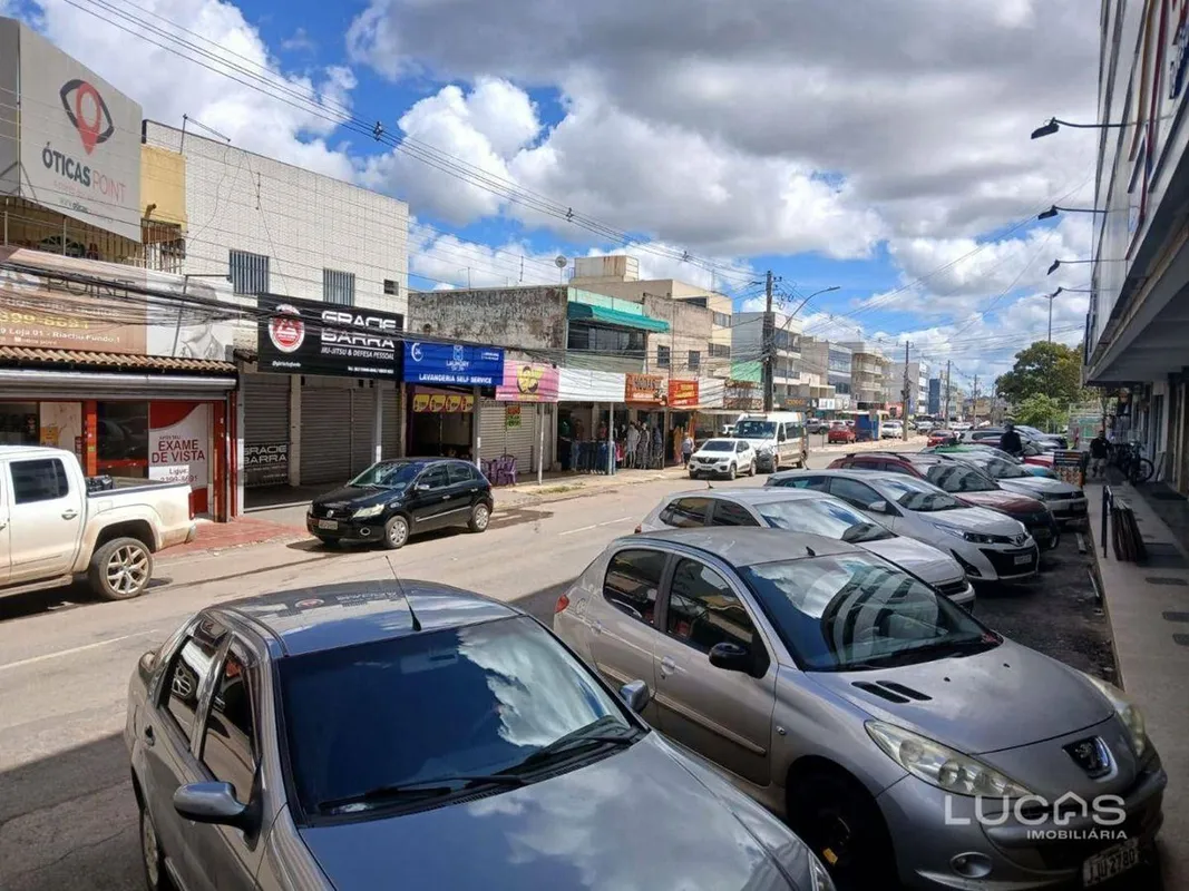 LOJA Térrea ou LOTE à venda no Riacho Fundo I QS 04 - Avenida principal Ideal pa...