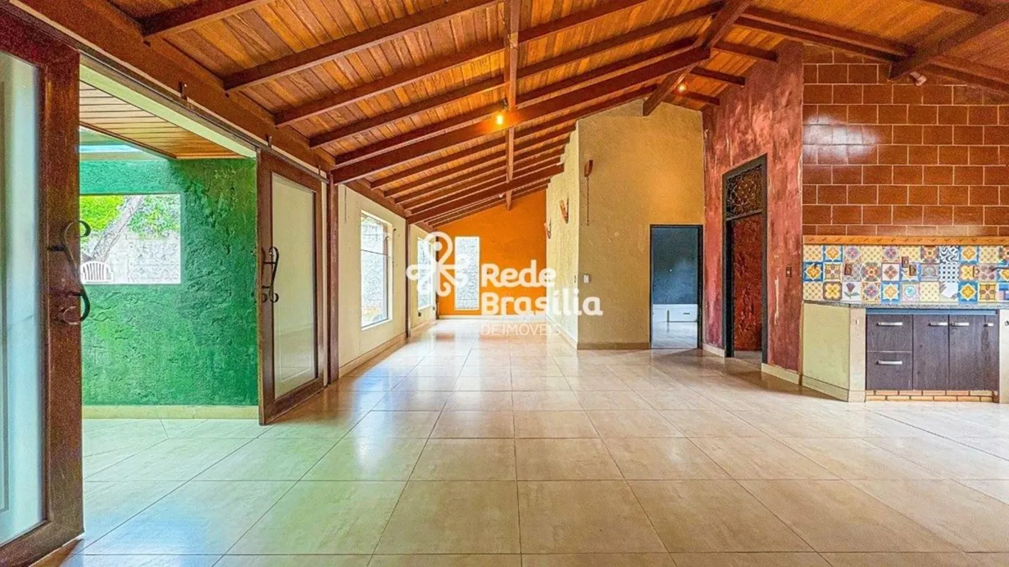 Condomínio Mônaco - Casa com 6 quartos sendo 4 suítes - Jardim Botânico -DFImagi...