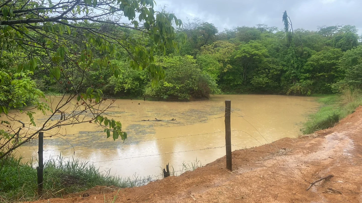 Descubra um refúgio de tranquilidade e beleza natural a apenas 20 km do distrito...