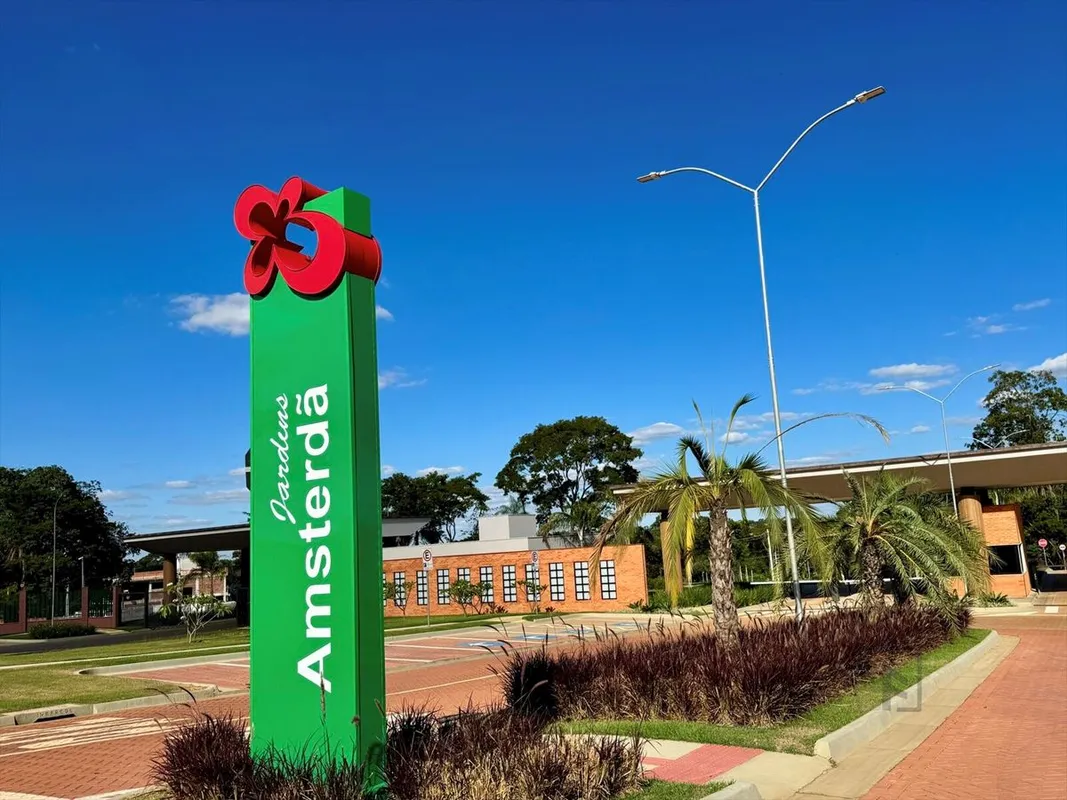 Lote com 324 m² a venda Condomínio Jardins Amsterdã Excelente oportunidade para ...