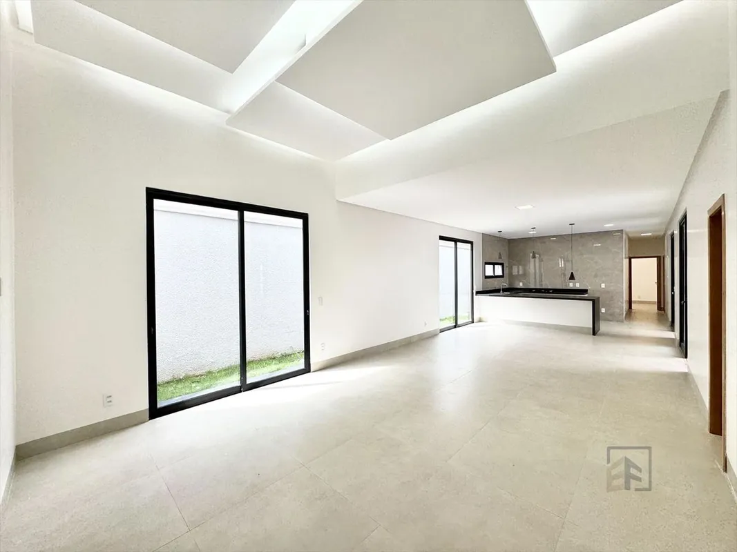Casa térrea com 3 suítes plenas + escritório a venda Condomínio Jardins Porto Im...