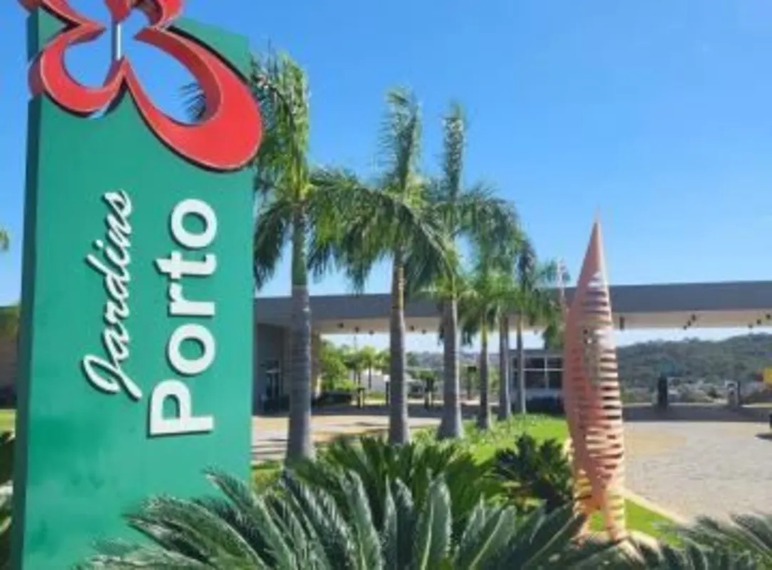 Lote à venda no Jardins PortoExcelente oportunidade para construir a casa dos se...