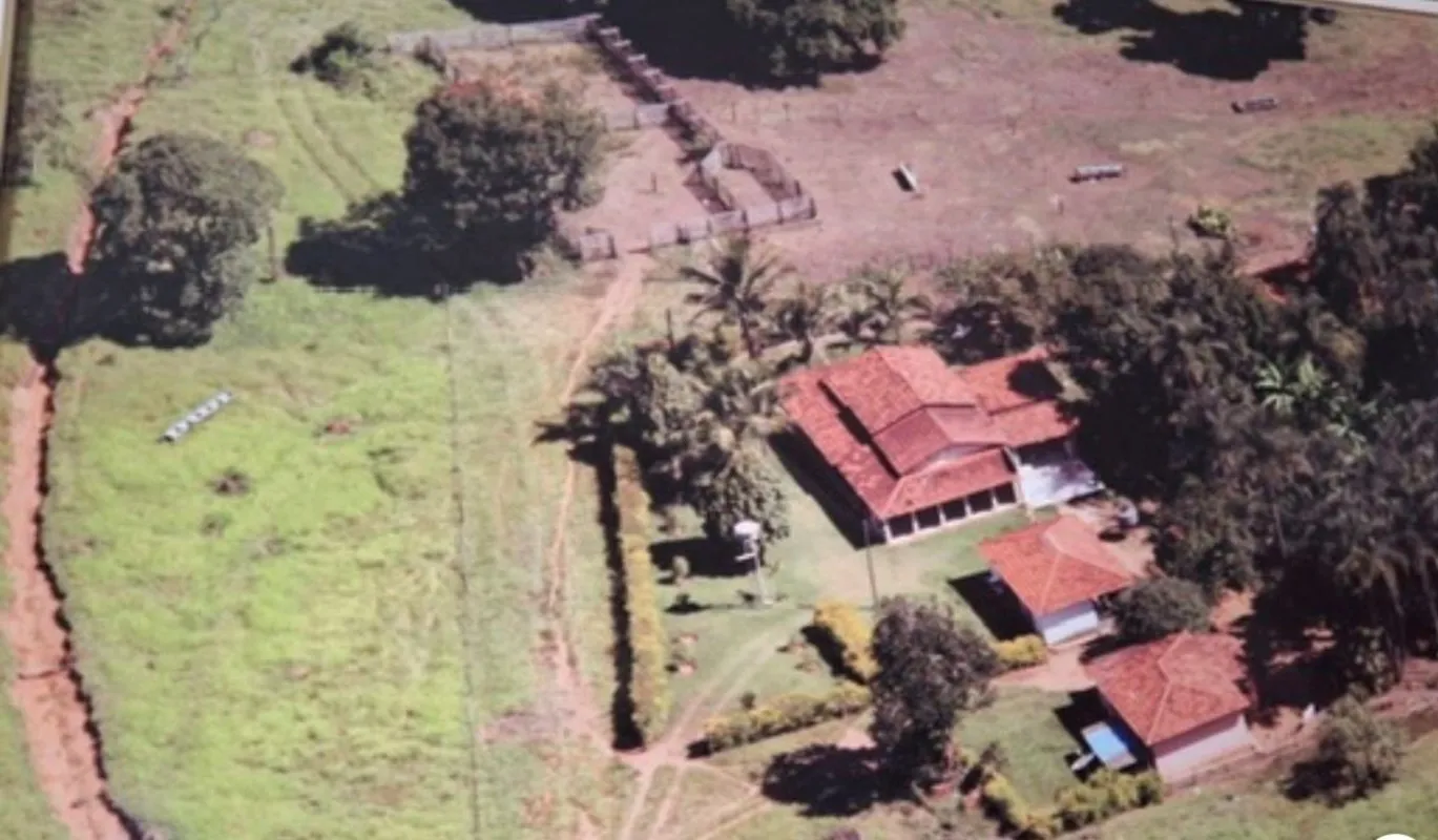 Se você busca um lugar onde a paz do campo encontra o conforto e o potencial de ...