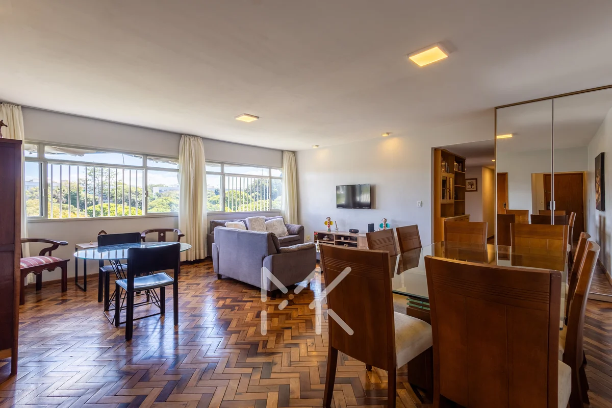 Apartamento à venda na SQS 213 | Asa Sul | 120m² | 3 Quartos | Suíte | Vaga | vi...