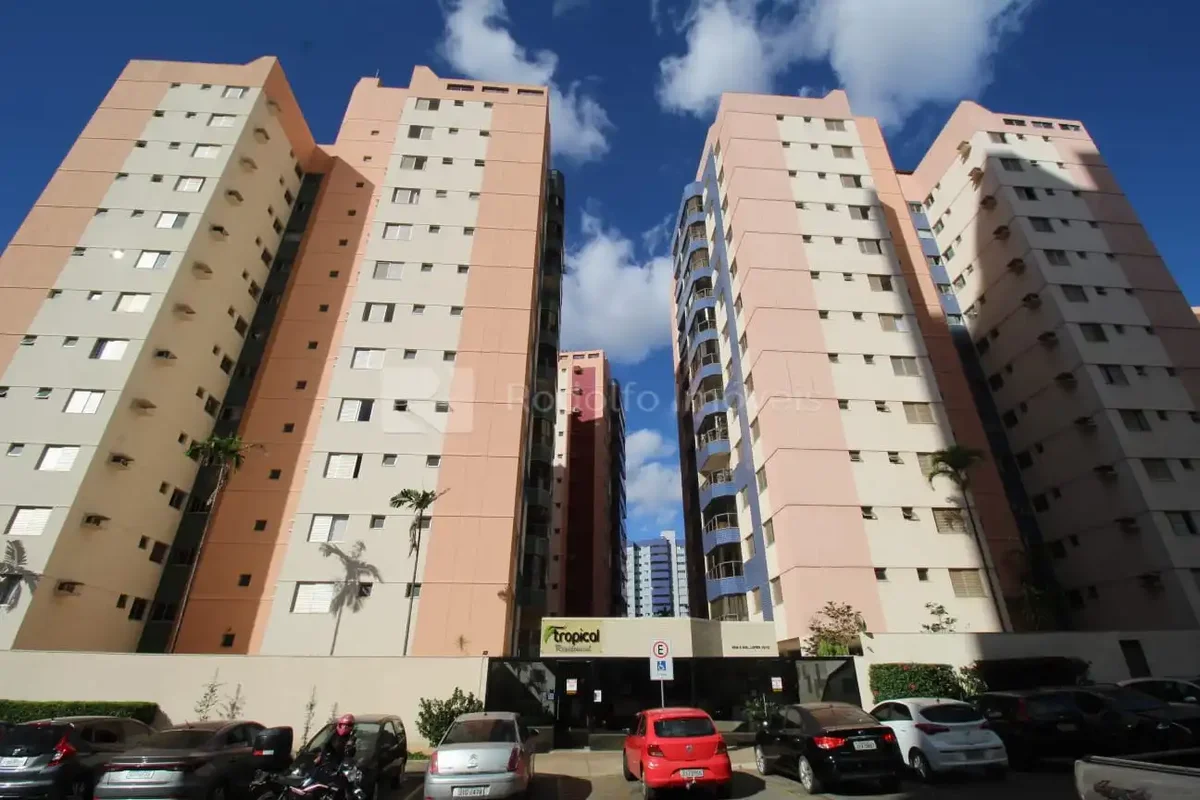 EXCELENTE APARTAMENTO DE DOIS QUARTOS, SENDO UM COM ARMÁRIOS E SENDO ARMÁRIO NA ...