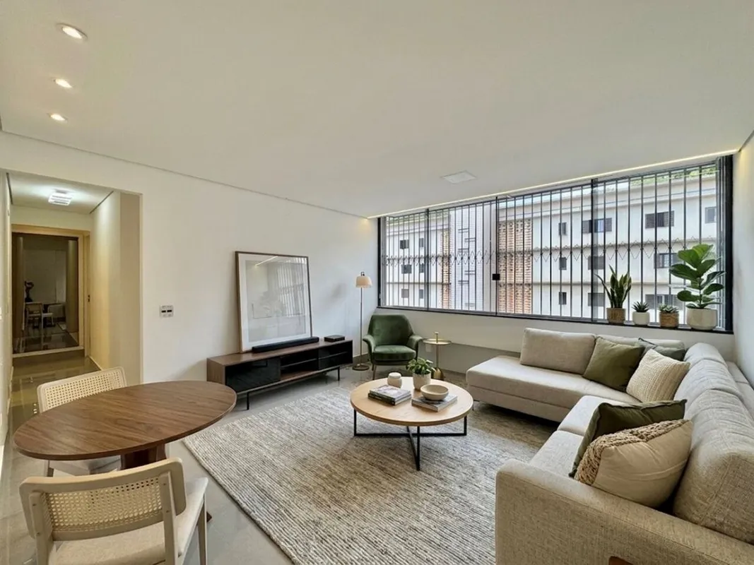 Asa Sul, SQS 416, apartamento reformado 77,64 m² de área privativa.Aproveite a o...