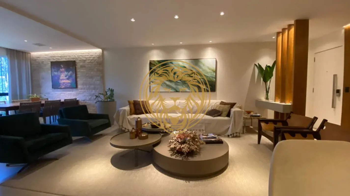 305 Sudoeste | Reformado, Decorado e Planejado | Assinado com 178,5 m²| 4 quarto...
